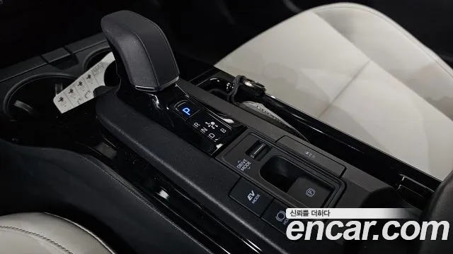 Toyota Prius 2025