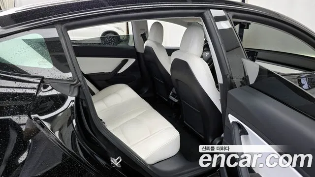 Tesla Model 3 2020