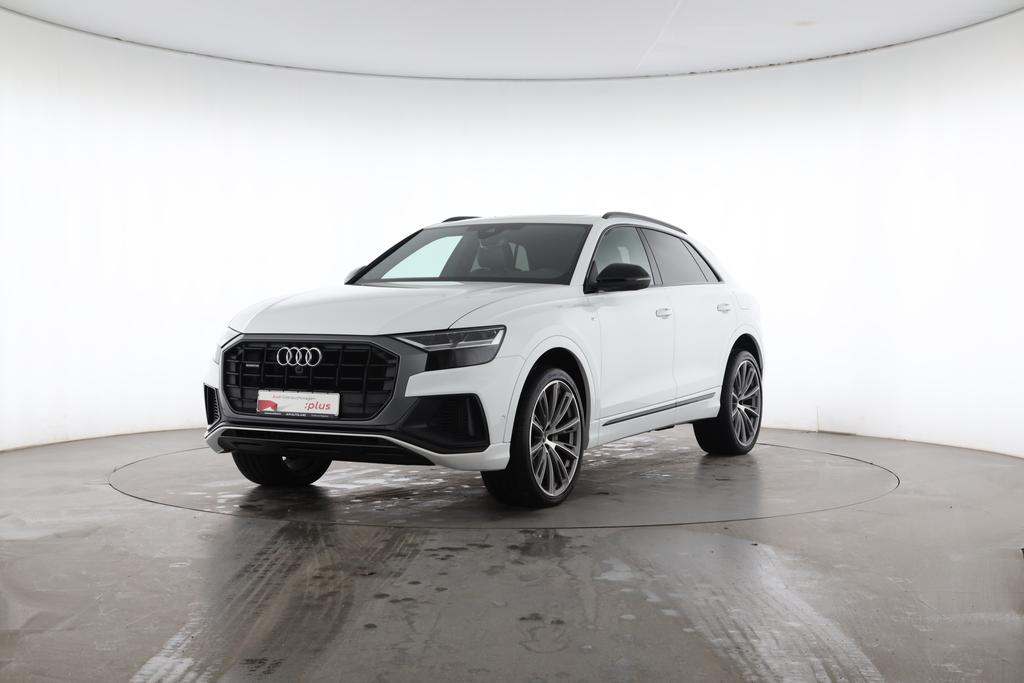 Audi Q8 2021