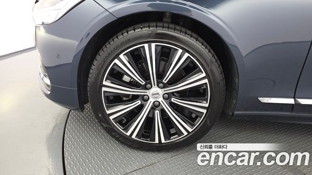 Volvo S90 2023
