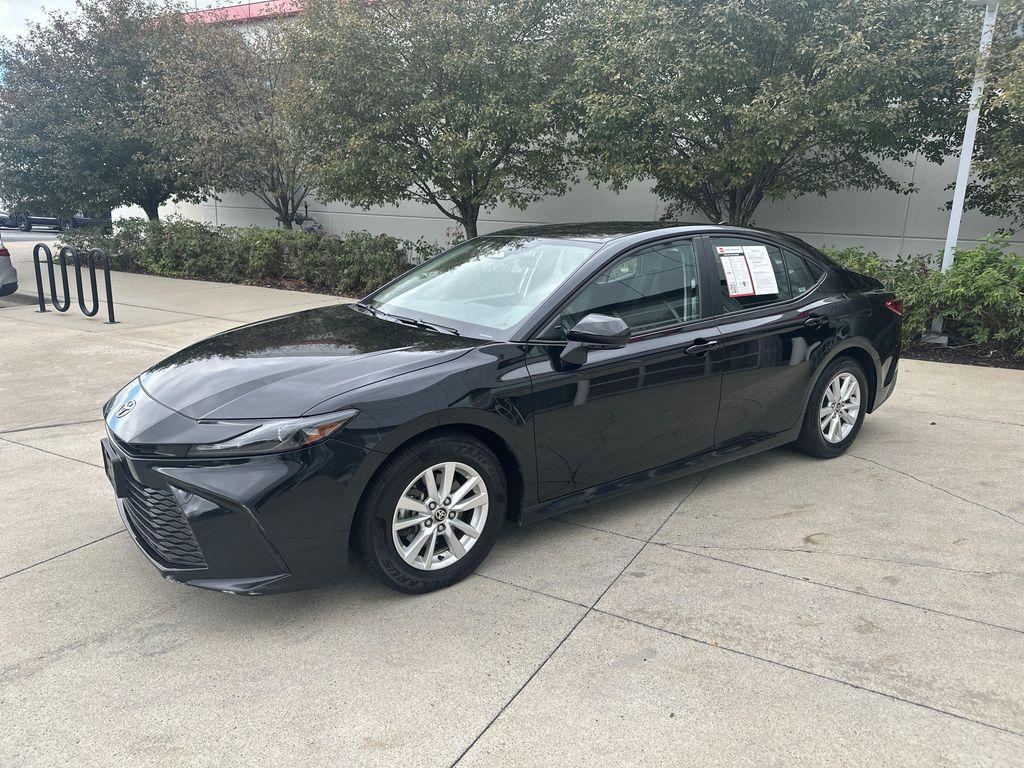 Toyota Camry 2025