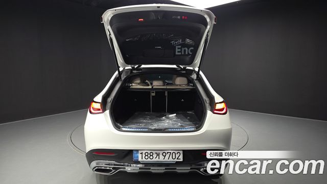 Mercedes-Benz GLC 2025