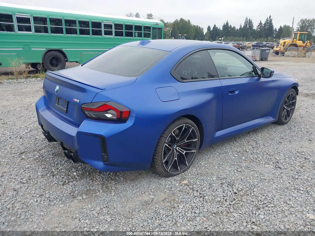 BMW M2 2024