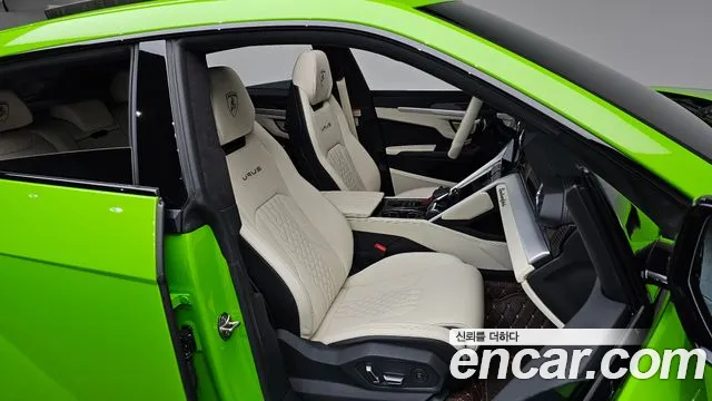 Lamborghini Urus 2024