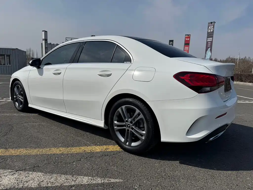 Mercedes-Benz A-Класс 2022