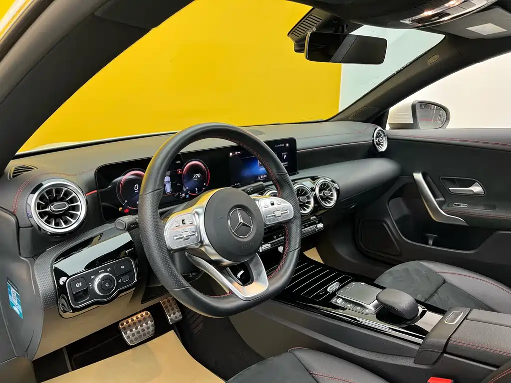 Mercedes-Benz CLA 2021
