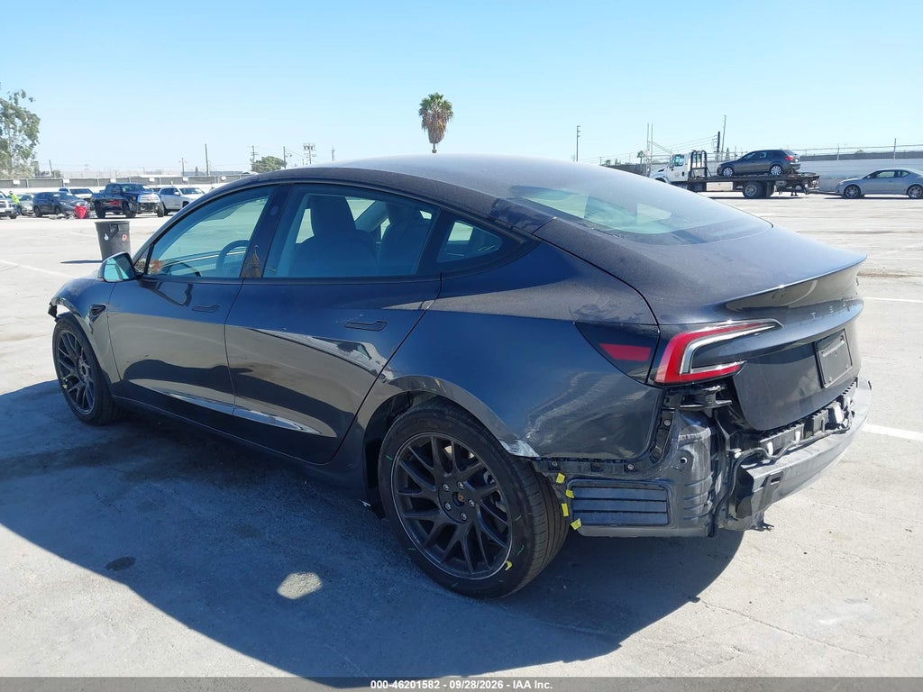 Tesla Model 3 2025