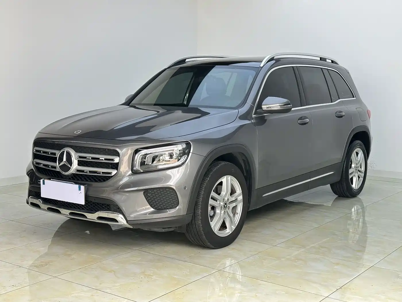 Mercedes-Benz GLB 2024
