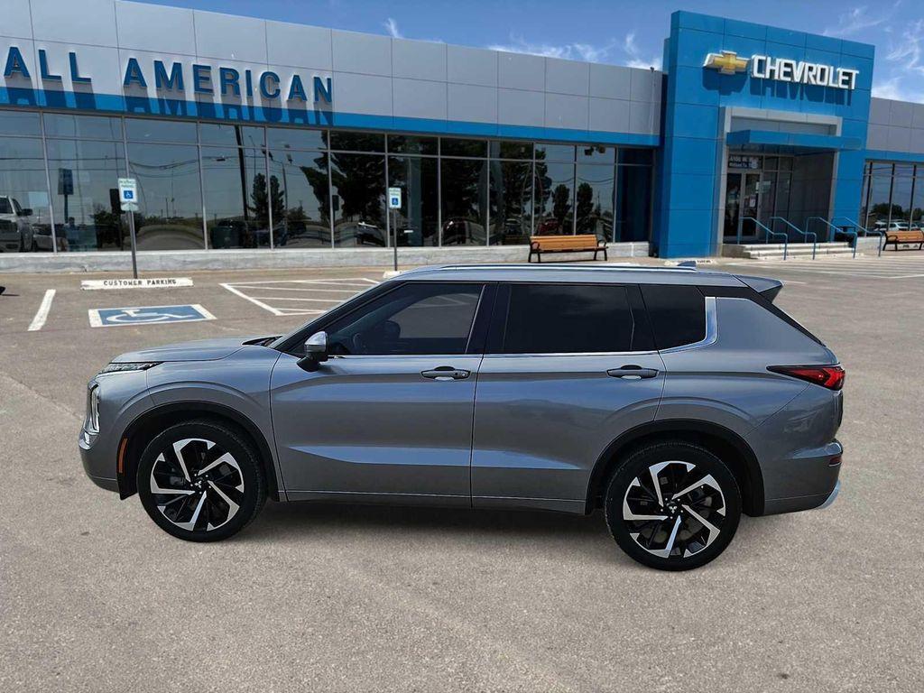 Mitsubishi Outlander 2024