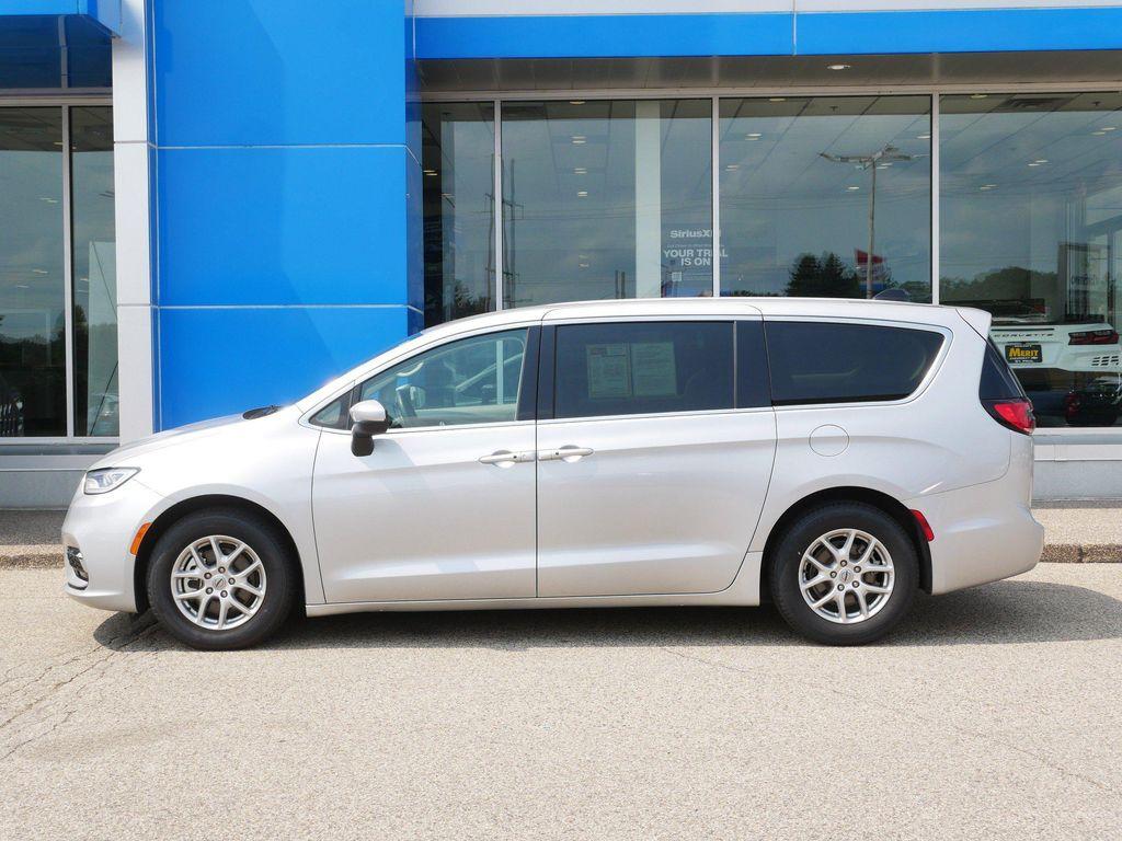 Chrysler Pacifica 2023