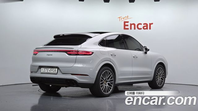 Porsche Cayenne 2022