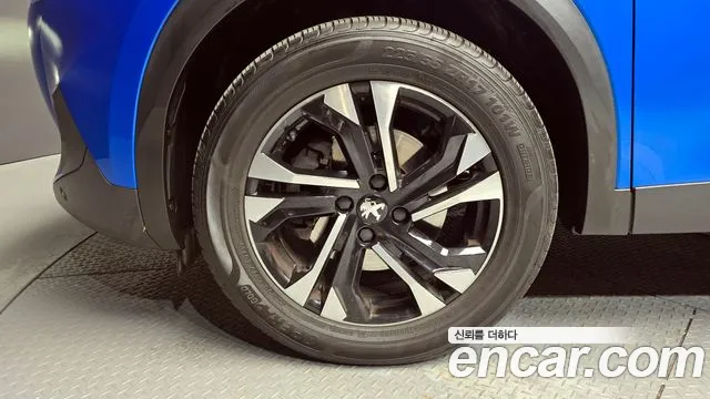 Peugeot 2008 2021