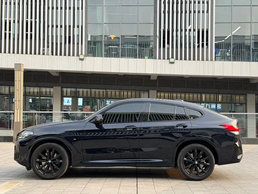 BMW X4 2022
