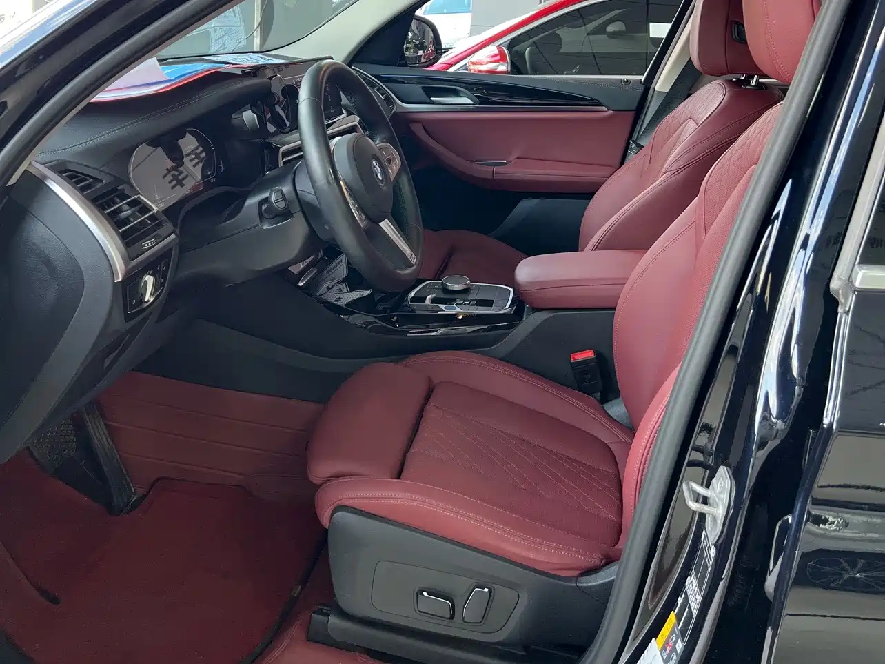 BMW iX3 2025