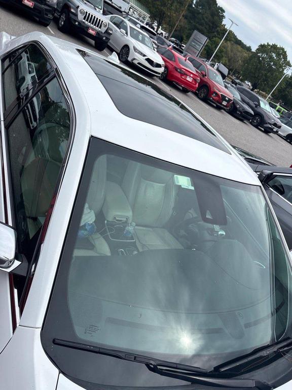 Chrysler 300 2021