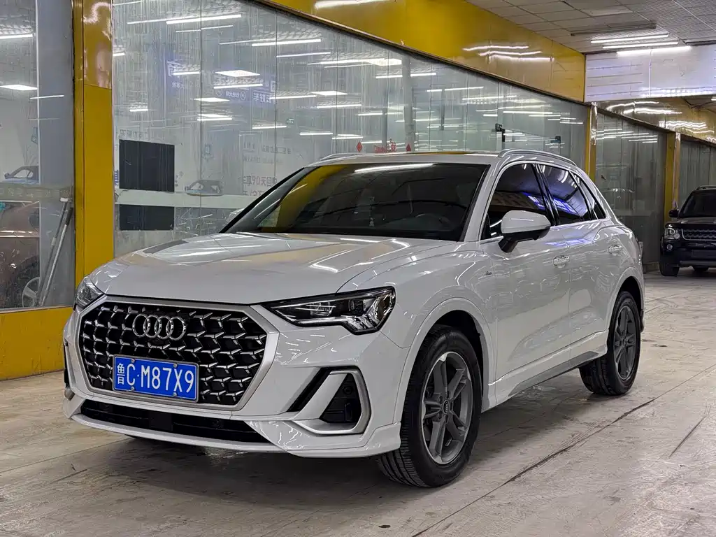 Audi Q3 2023