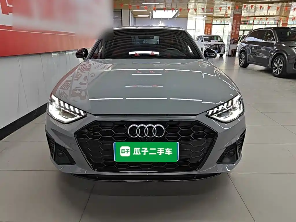 Audi A4 2024