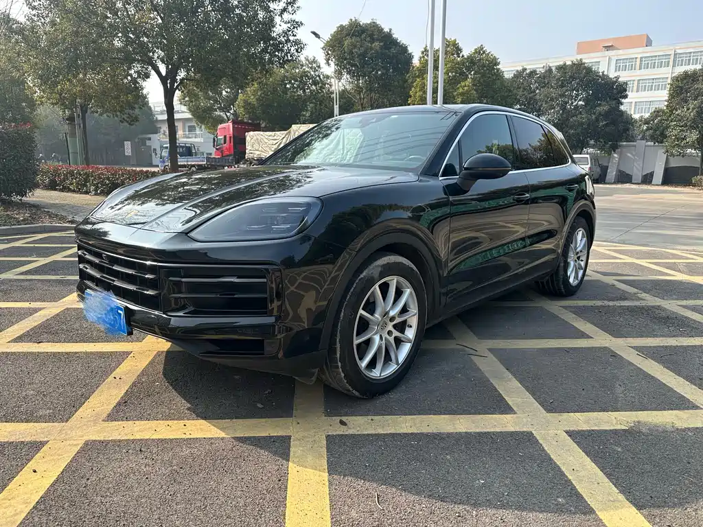 Porsche Cayenne 2024