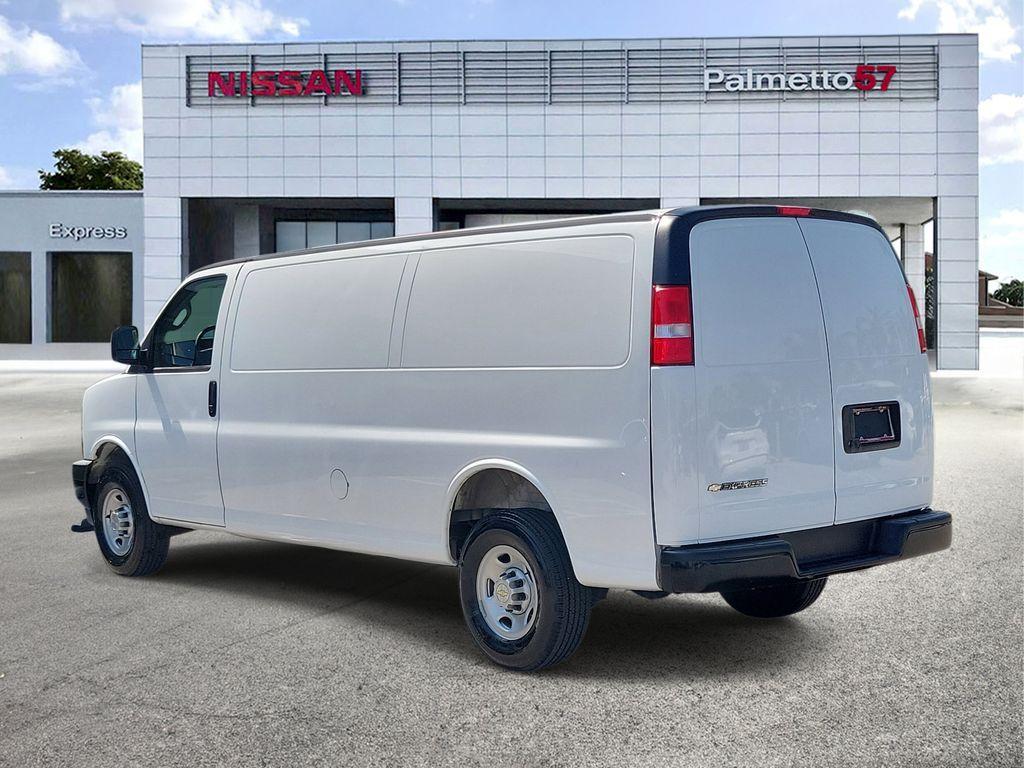 Chevrolet Express 2025