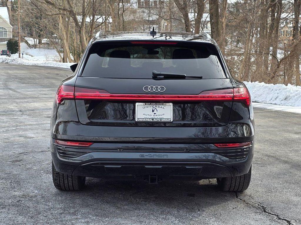 Audi Q8 e-tron 2024