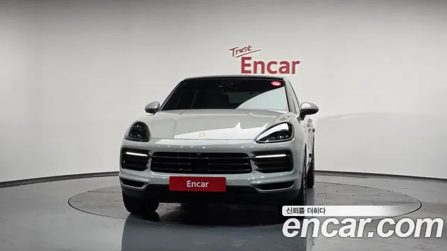Porsche Cayenne 2021