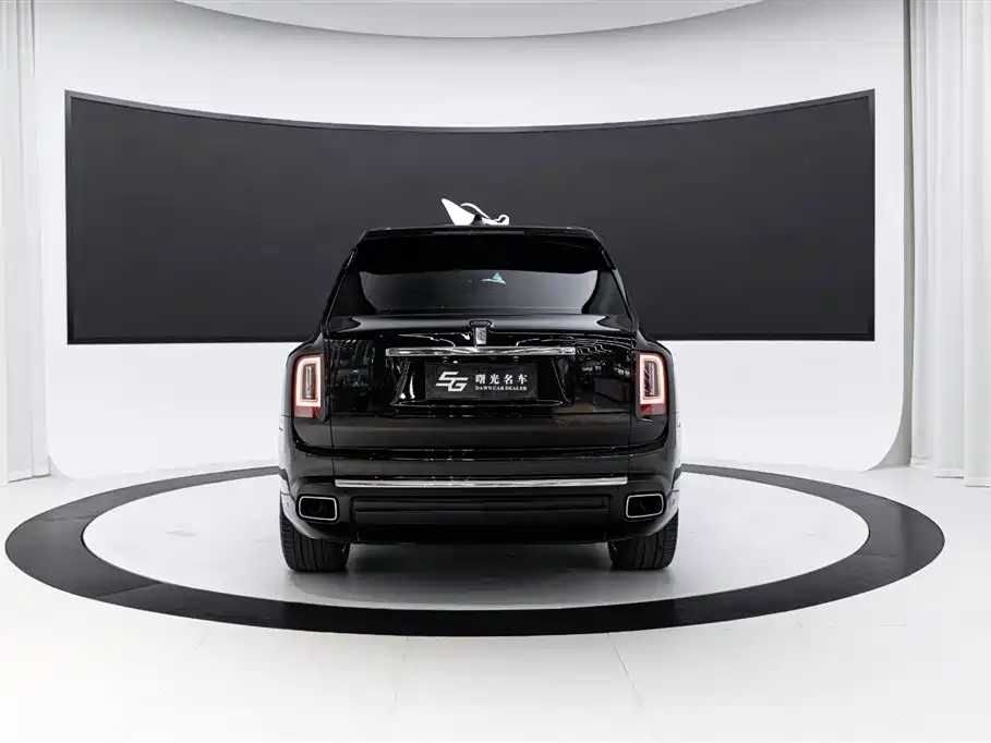 Rolls-Royce Cullinan 2024