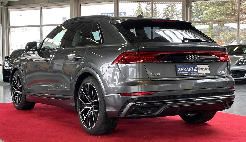 Audi Q8 2021