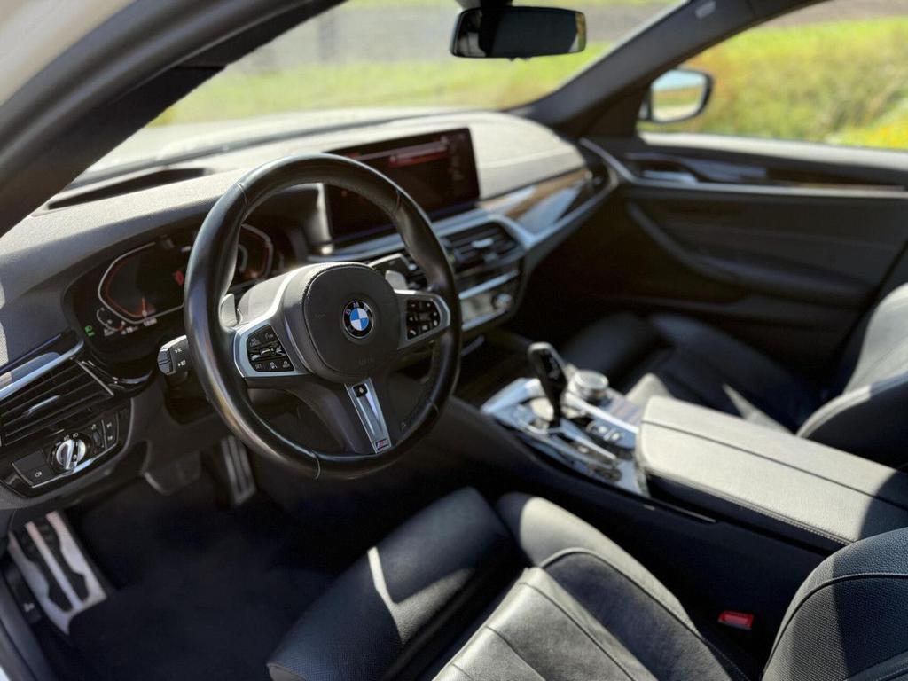 BMW 530 2023