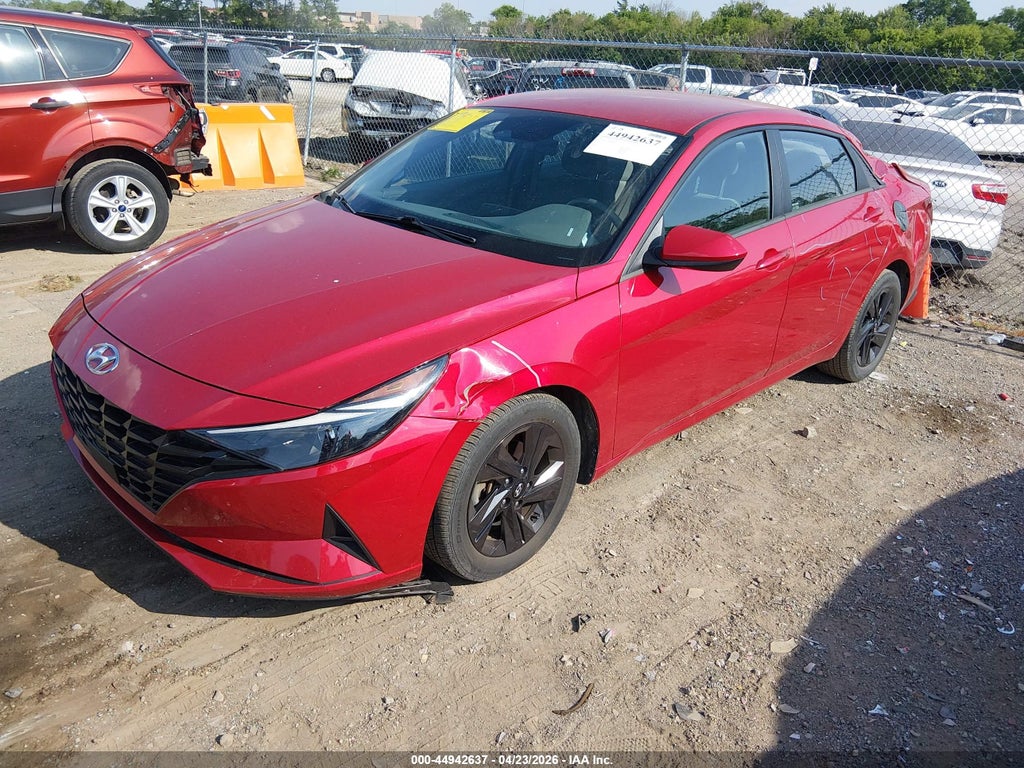 Hyundai Elantra 2022