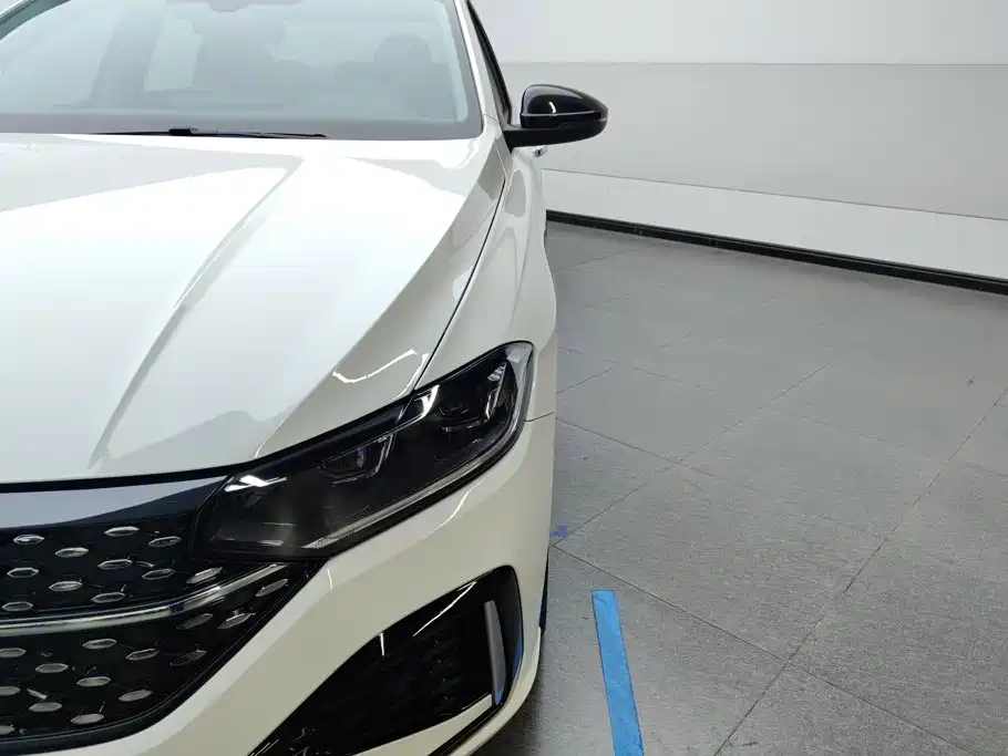 Volkswagen Lavida 2024