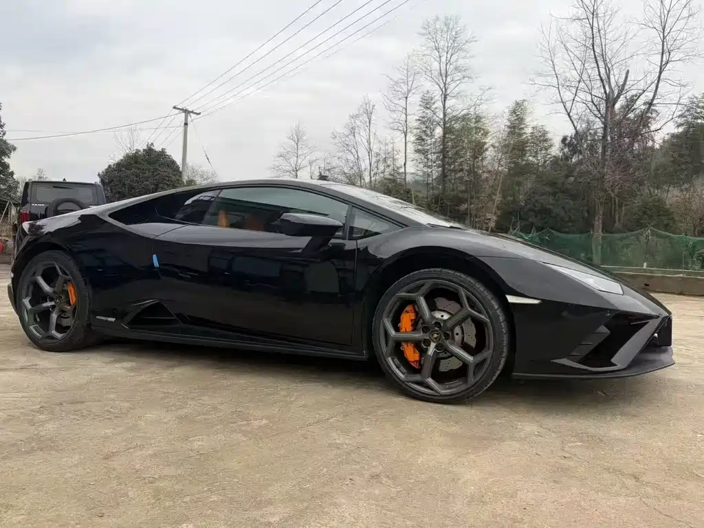 Lamborghini Huracán 2023