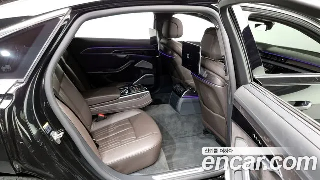 Audi A8 2021