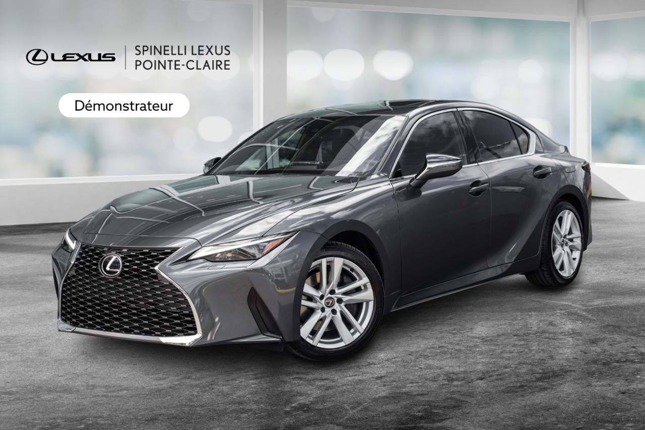 Lexus IS 2025