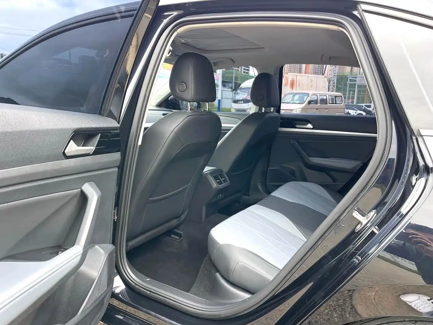 Volkswagen Lavida 2024
