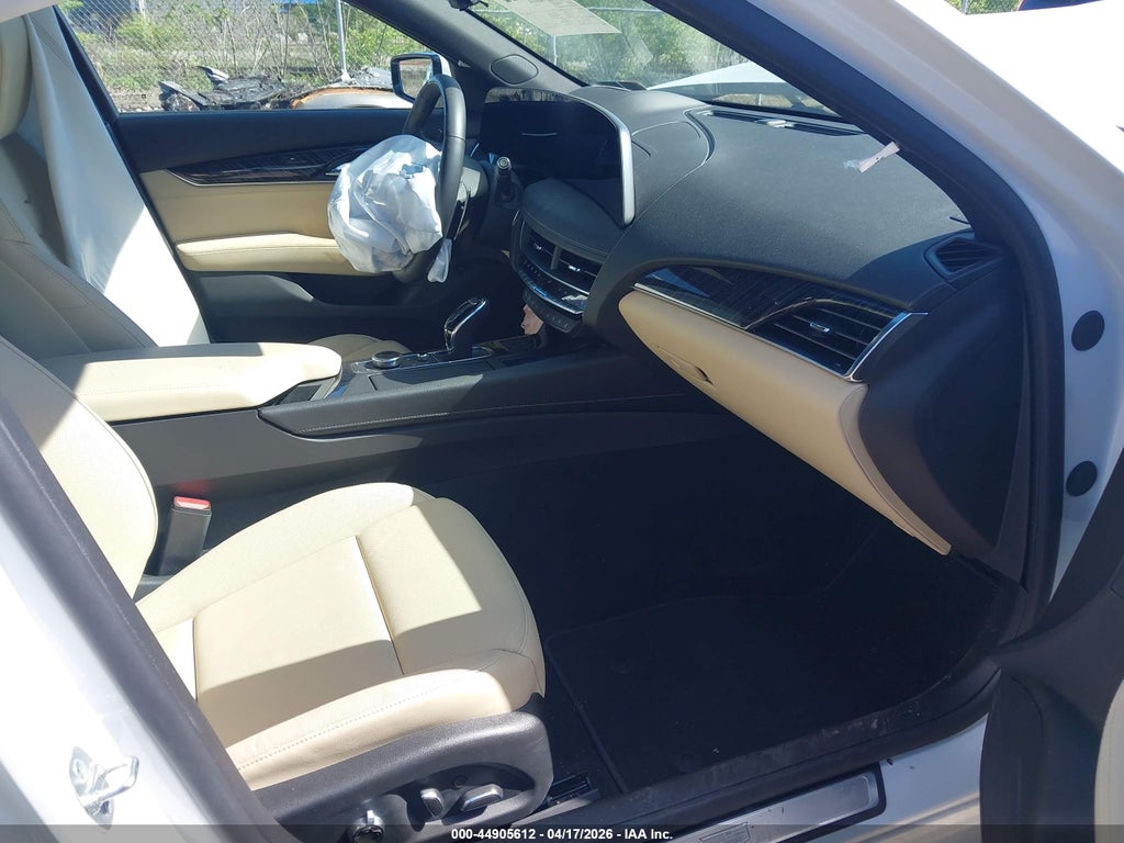 Cadillac CT5 2025