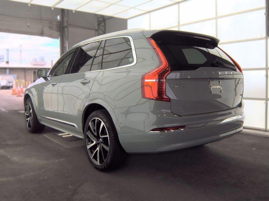 Volvo XC90 2025