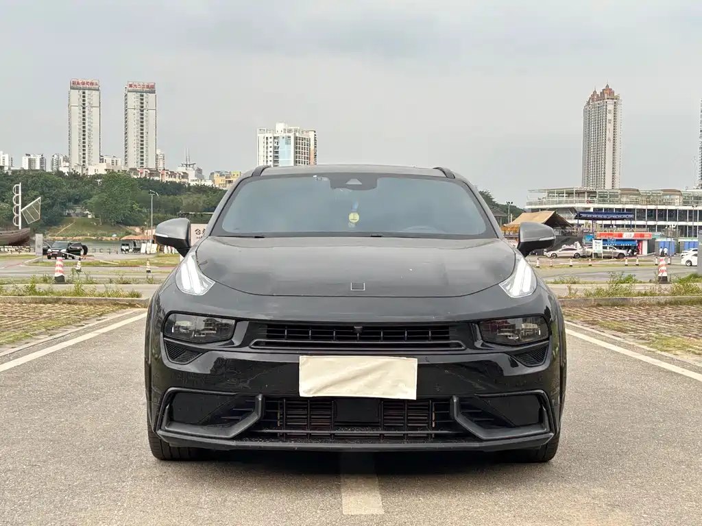 Lynk & Co 02 2022