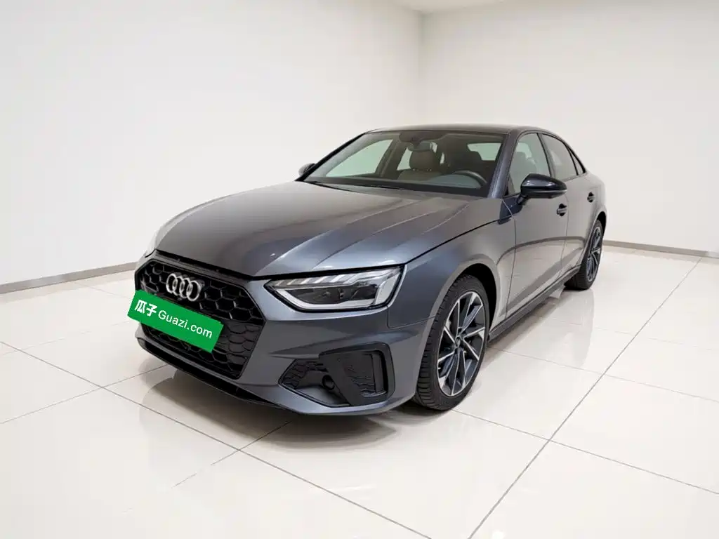 Audi A4 2023