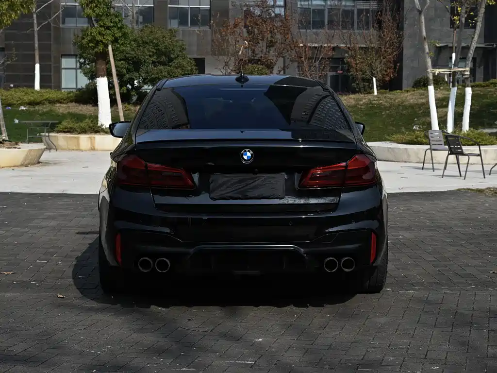 BMW M5 2020