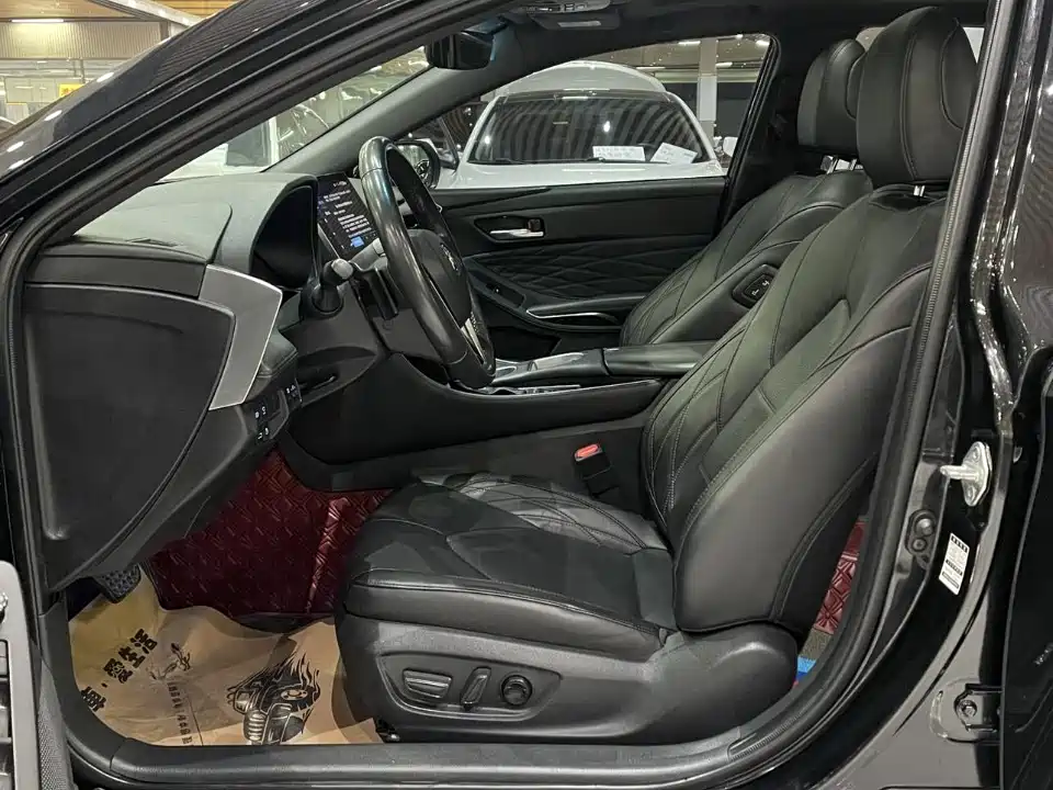Toyota Avalon 2022
