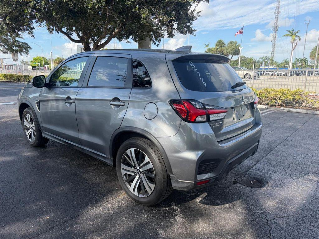 Mitsubishi Outlander Sport 2025