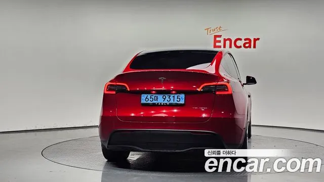 Tesla Model Y 2021