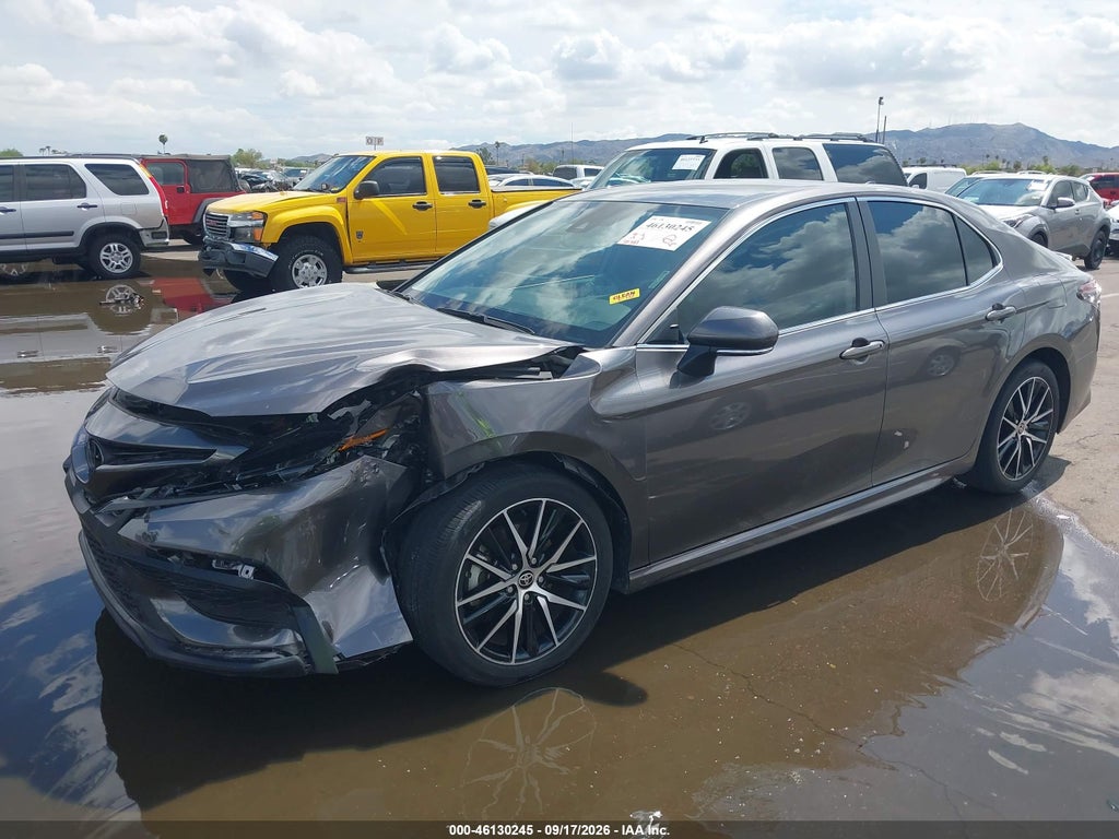 Toyota Camry 2023