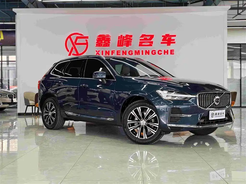 Volvo XC60 2022