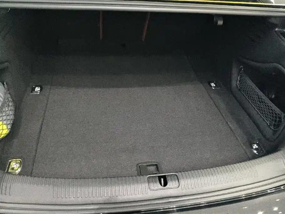 Audi A4 2024