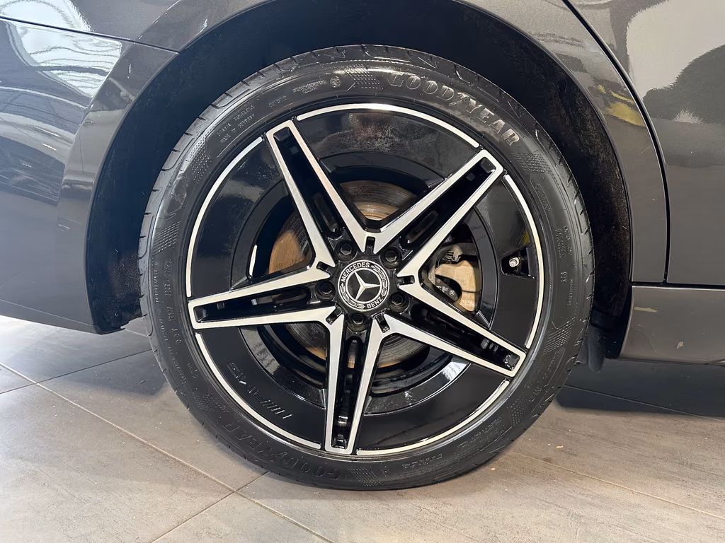 Mercedes-Benz C 220 2024