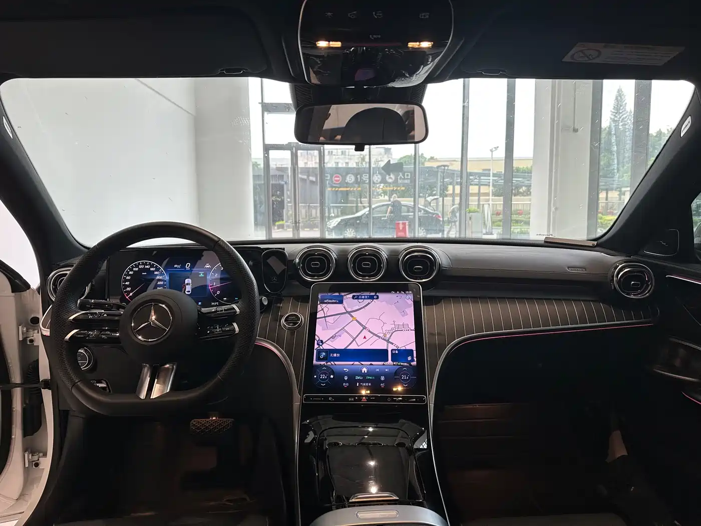 Mercedes-Benz C-Класс 2024