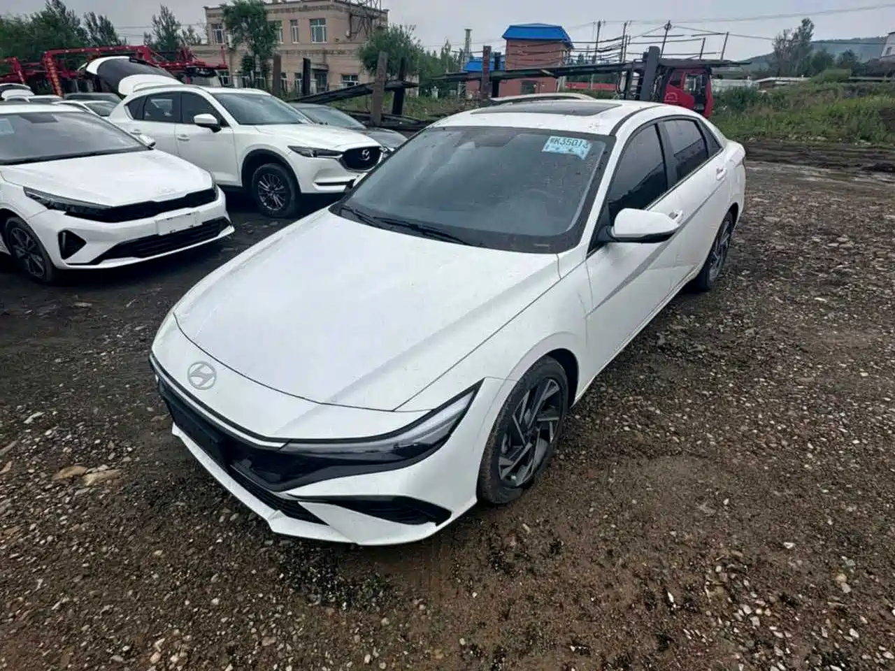 Hyundai Elantra 2025