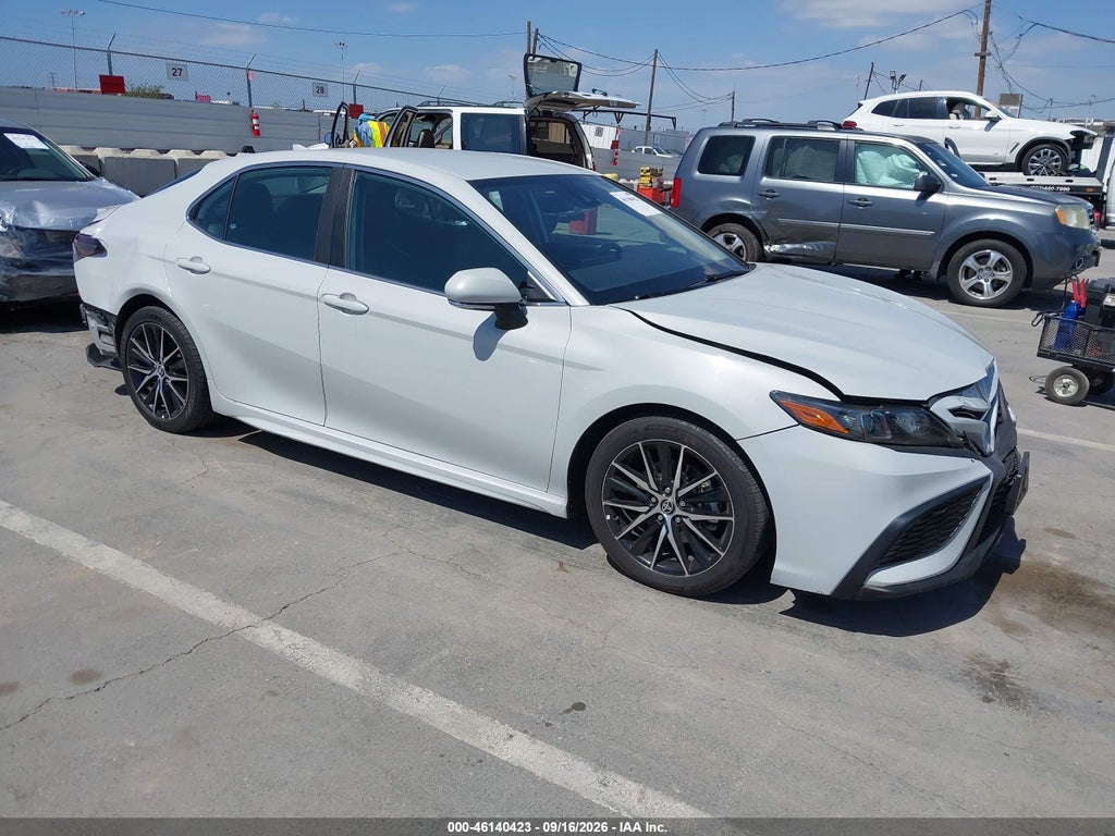 Toyota Camry 2022