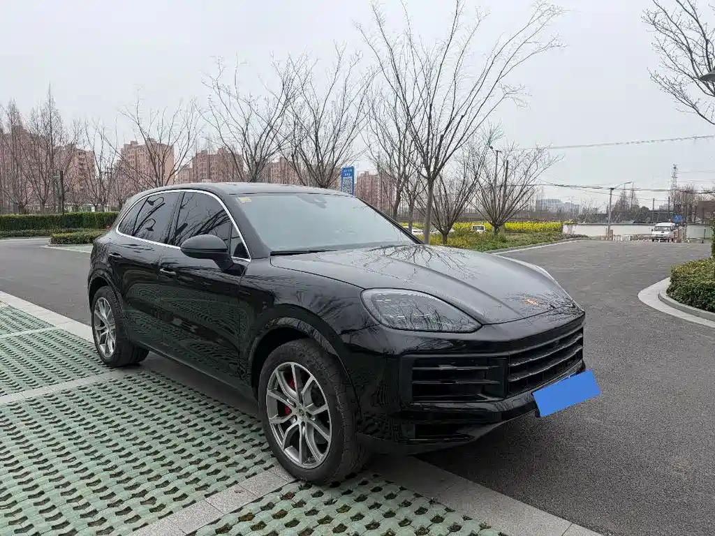 Porsche Cayenne 2024